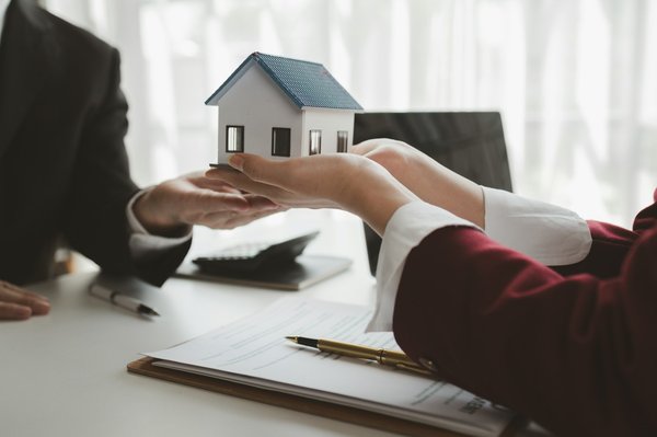 Assurance sur mesure : trouvez le courtier idéal pour vous